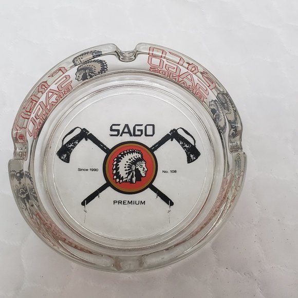 Sago Glass Ashtray - Picture 2 of 5